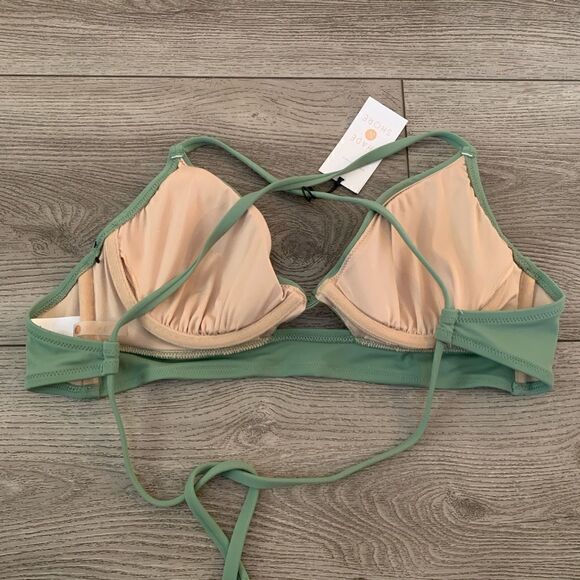 Shade and shore woman’s bikini top with removable pads - Picture 2 of 4